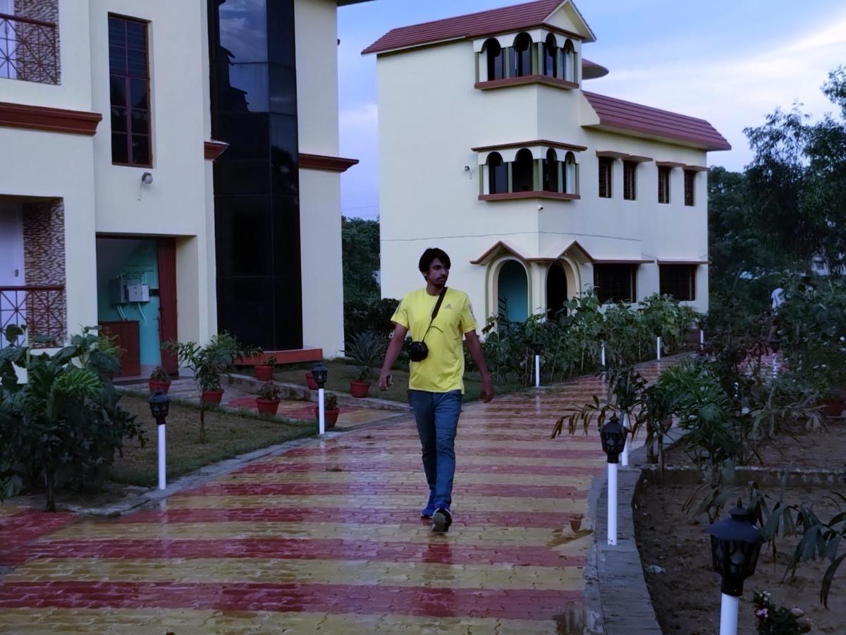 Mayabon Resort Bolpur Shānti Niketan Exteriér fotografie